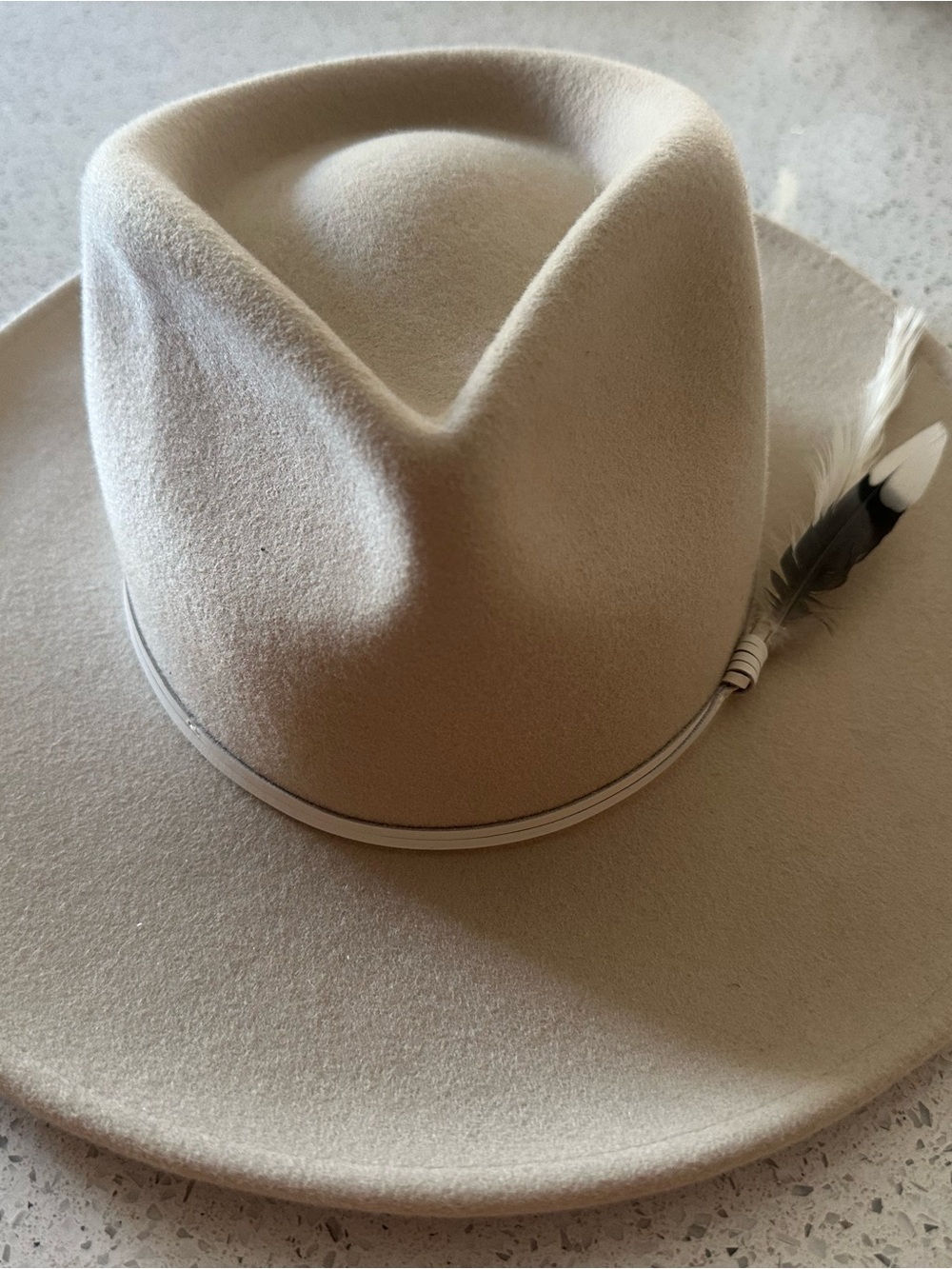 Wyeth by Todd Magill Cream Wool Felt Fedora with Feather Accent